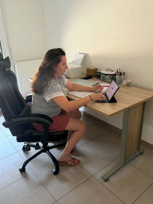 Tablette sur un bureau
